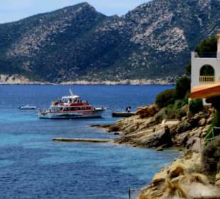Strand und Küste von Sant Elm