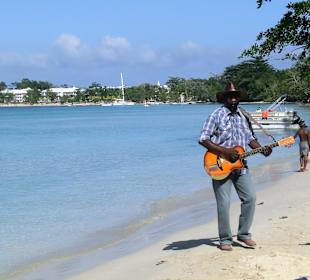  Party-Beach etwas außerhalb vom Hotel