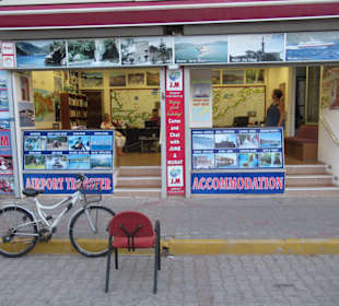 Ladenlokal von JM-Travel in der Hauptstrasse