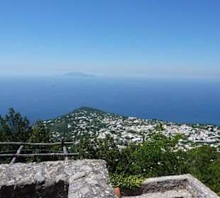 Ausflug Blick auf Annacapri und Insel Ischia