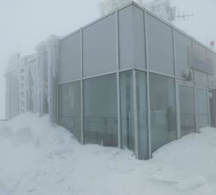 Arschkalt, windig und meterhoher Schnee