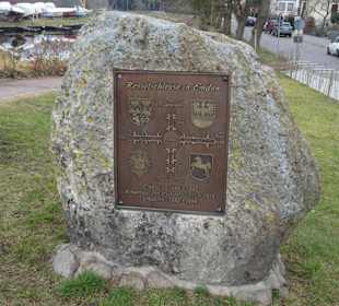 Gedenkstein der Kesselschleuse Emden