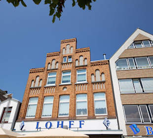 Giebel in der Vorderreihe