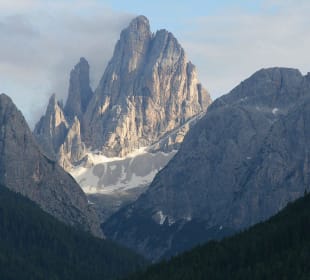 Blick vom Balkon auf den Zwölferkofel