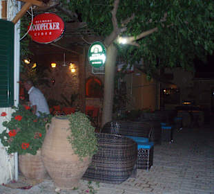 Die Bar von aussen