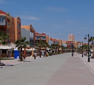 Die Hafenpromenade