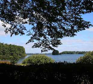 Blick vom Friedhof über den Plöner See
