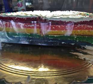Rainbow Cake im Country Style