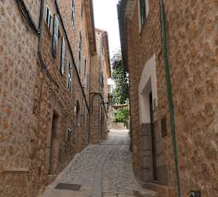 Bei einem Spaziergang durch Fornalutx