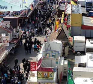 Blick über den Markt aus dem Riesenrad