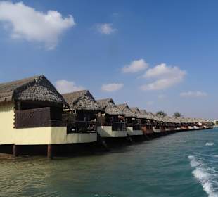 Mit dem Motorboot durch klein Venedig von Ägypten