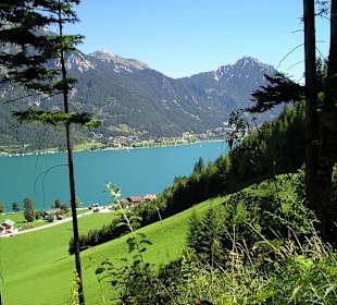 Blick nach Maurach am Achensee
