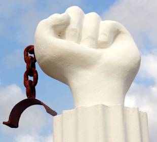 Symbol der Freiheit vor dem Tula Museum