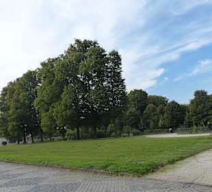 Großzügige Parkanlage