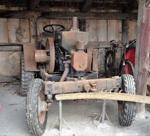 Alte Traktoren im Freilichtmuseum