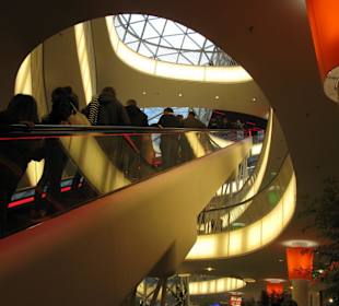 Die lange Rolltreppe ins Shopping-Glück