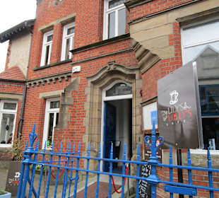 Lily's & Lolly's Cafe