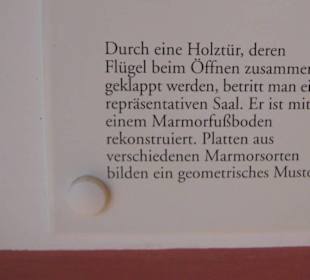 Infotafel zum Saal / Oecus