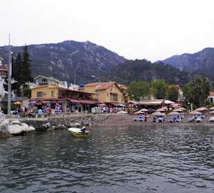 Blick zurück vom Taxiboot