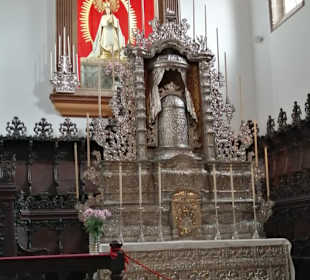 Innenbesichtigung der Iglesia de la Concepción