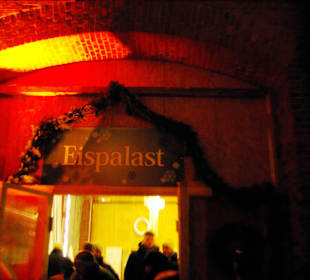 Am Eispalast Speisesaal