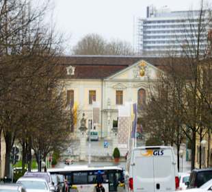 Marstallstraße zum Schloss
