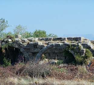 In der Ruinenstadt 1