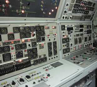 Sumarine panel