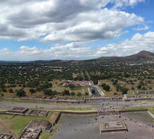 Blick von der Sonnenpyramide