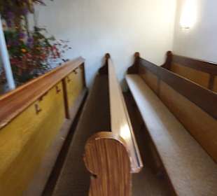 Sitzreihen Schloss-Kirche