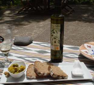 Olivenöl, Flor de Sal, Brot, Oliven, Peperoni