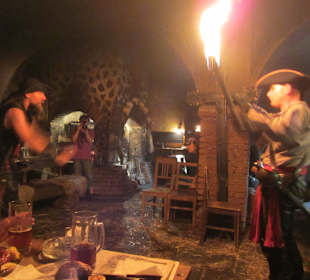 Поединок пиратов