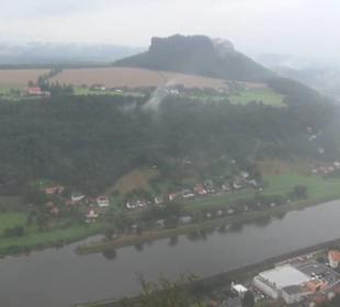 Entlang der Festungsmauer