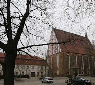 Außenansicht von Südwesten (Friedenskirche)