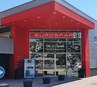 Am Eingang gute Parkmöglichkeiten