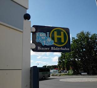 Schild der Bäderbahn