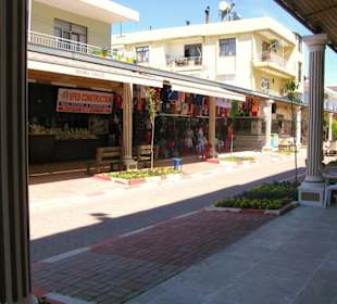 Die zweite Einkaufsstraße