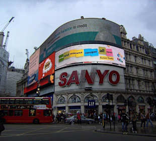 Piccadilly Circus