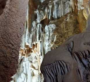 Dim Höhle