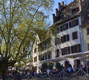 Café und Brasseries