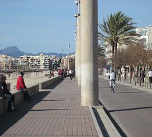 Promenade vor Hotel