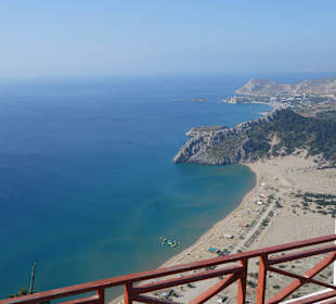 Aussicht auf den Tsambika Strand