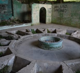 Ruine Badhaus des Sanatoriums