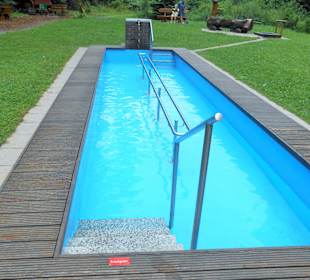 Tretbecken Solms