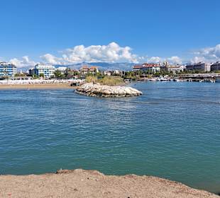 Strand