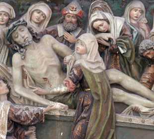 Relief in der Annenkapelle