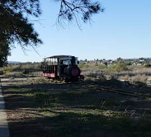 Kleine Bahn zum Strand