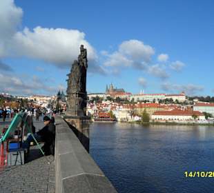 Karlsbrücke -Richtung Hotel