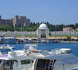 Impressionen Mandraki Hafen & Umgebung