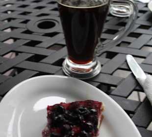 The Coffee Bean & Tea Leaf